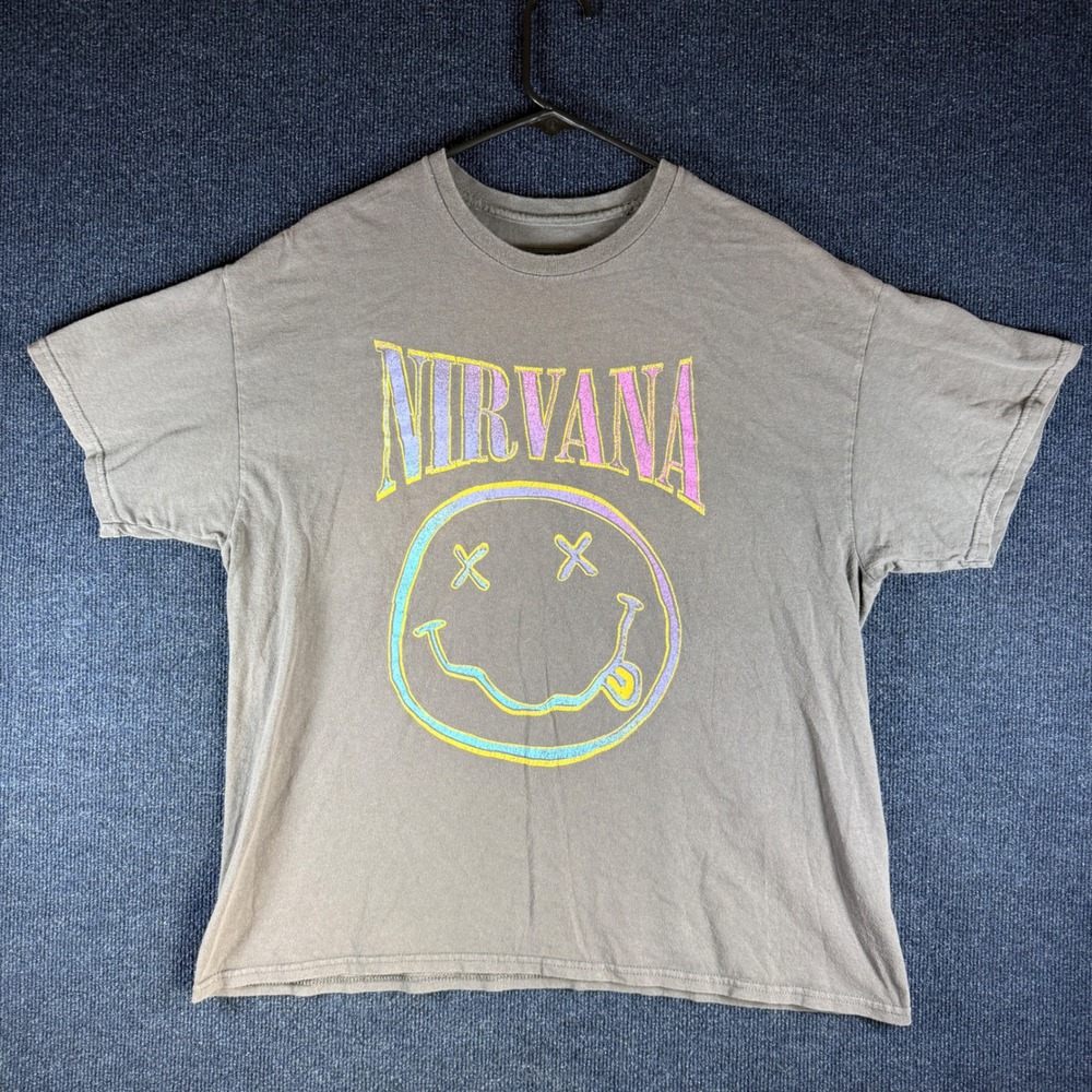 Nirvana Smiley Face T-Shirt Mens XL 23.5in Pit Gray Cotton Pastel Grunge